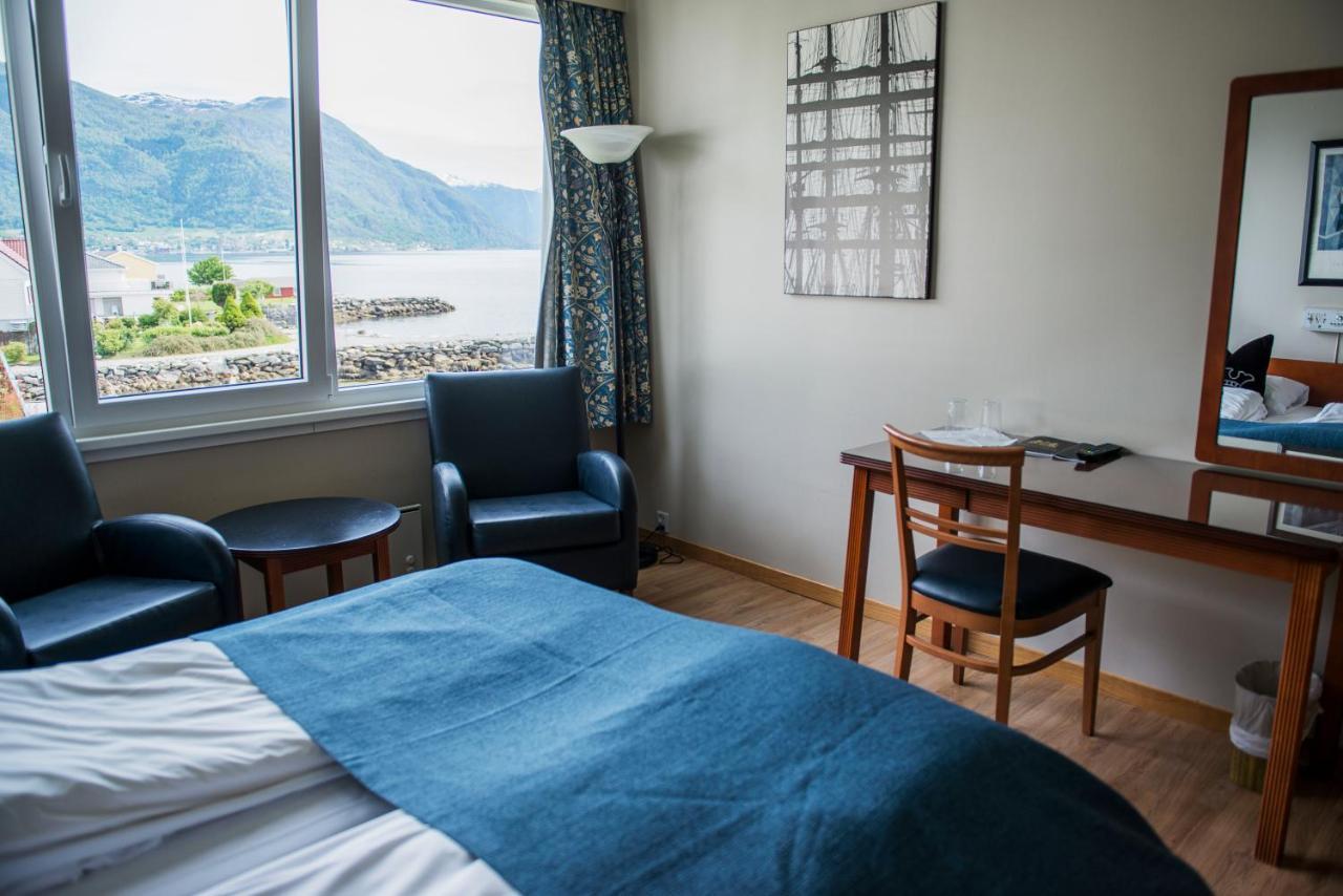 Leikanger Fjordhotel - Unike Hoteller Dış mekan fotoğraf