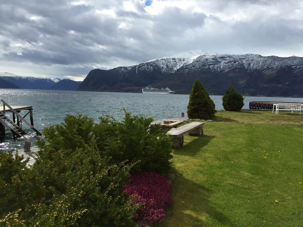 Leikanger Fjordhotel - Unike Hoteller Dış mekan fotoğraf