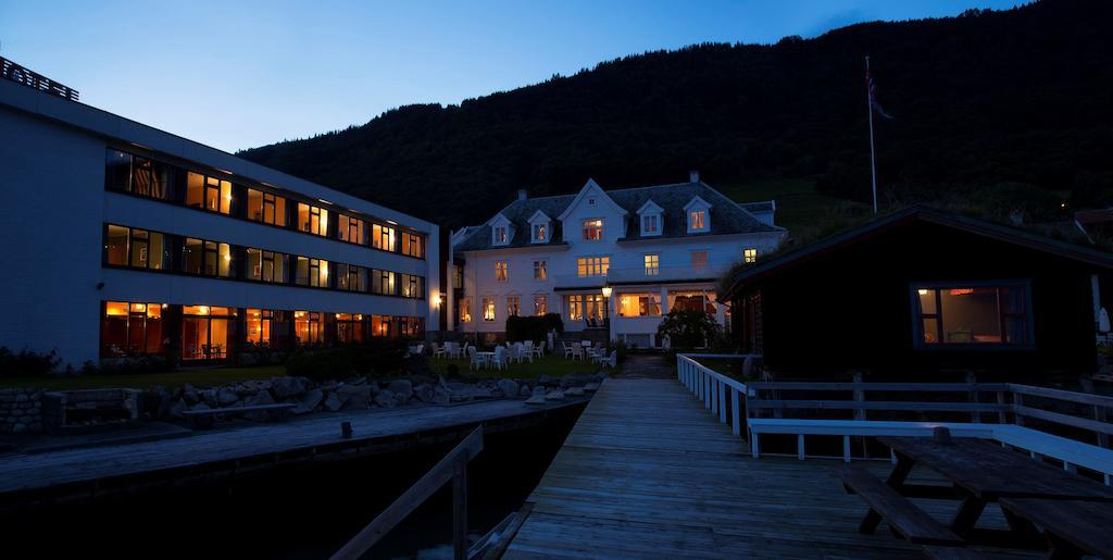 Leikanger Fjordhotel - Unike Hoteller Dış mekan fotoğraf