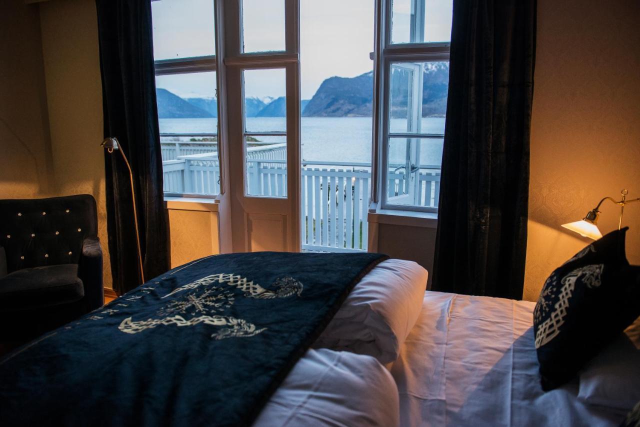 Leikanger Fjordhotel - Unike Hoteller Dış mekan fotoğraf